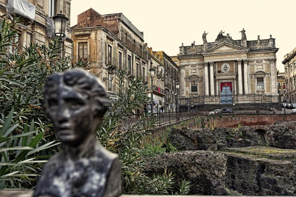 Anfiteatro Le Suites Catania Exterior foto